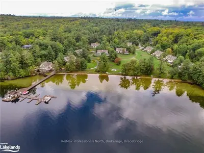 Semi-Detached in Muskoka Lakes