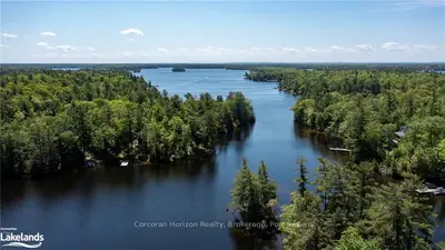 108 Red Hawk Road, Georgian Bay, On L0k 1s0