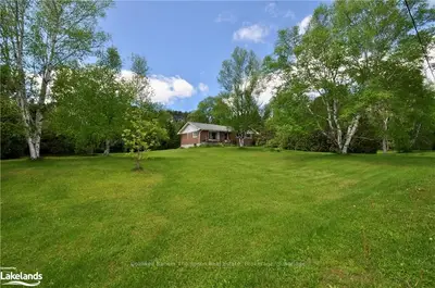 24 John Street, Sundridge, On P0a 1z0