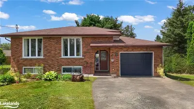 Detached in Greater Sudbury
