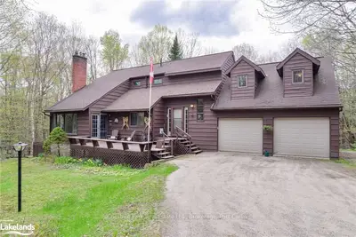 402 East Browns Road, Huntsville, On P1h 0a5