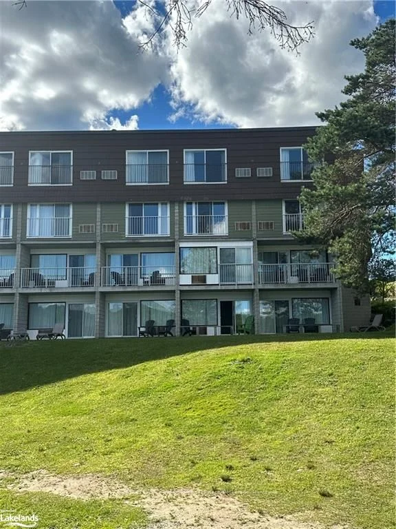 1235 DEERHURST BAYSHORE 403, Huntsville, ON P1H 1A9