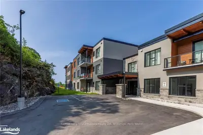 Condo Apartment in Parry Sound