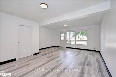 Att/Row/Townhouse in Waterloo