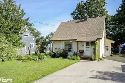 Detached in Gravenhurst