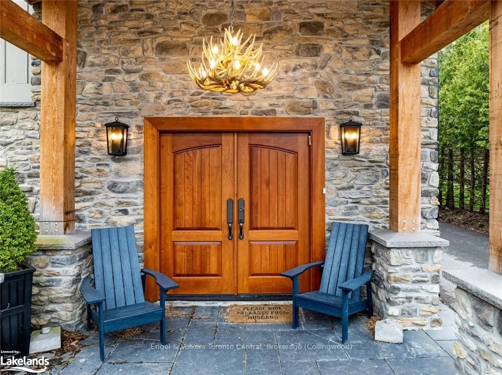 128 James Street, Blue Mountains, On L9y 0t6