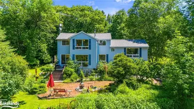 Detached in Minden Hills