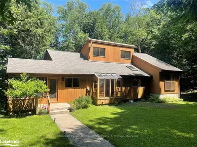 197 Rowanwood Lane, Huntsville, On P0b 1m0
