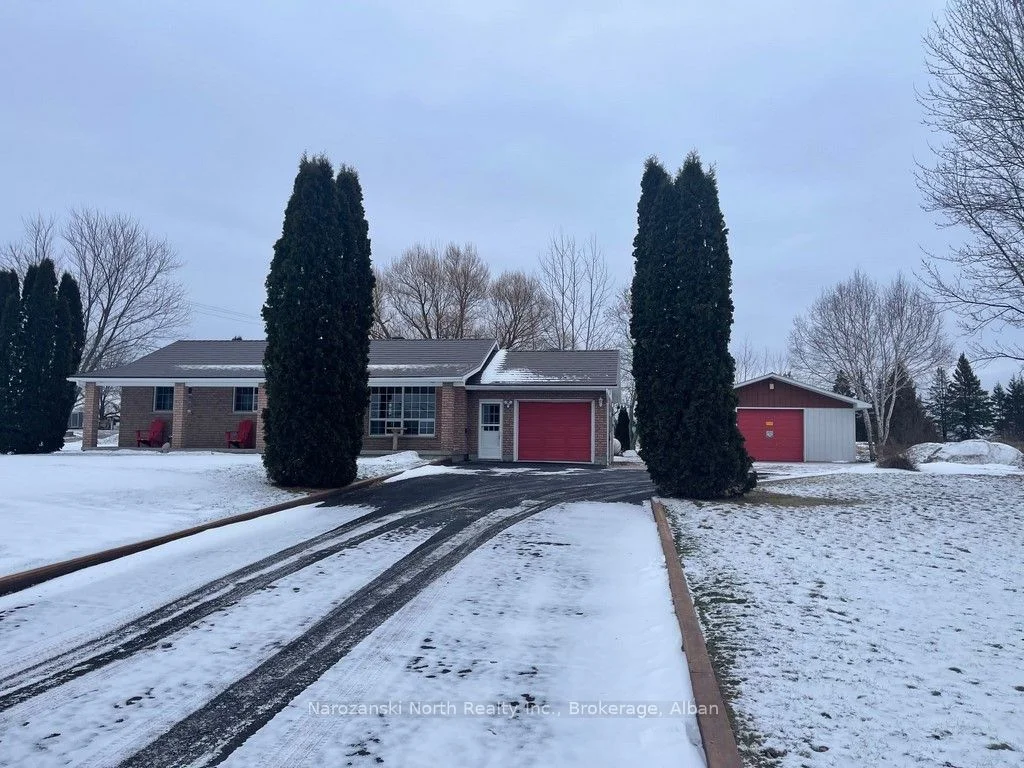 Detached in French River