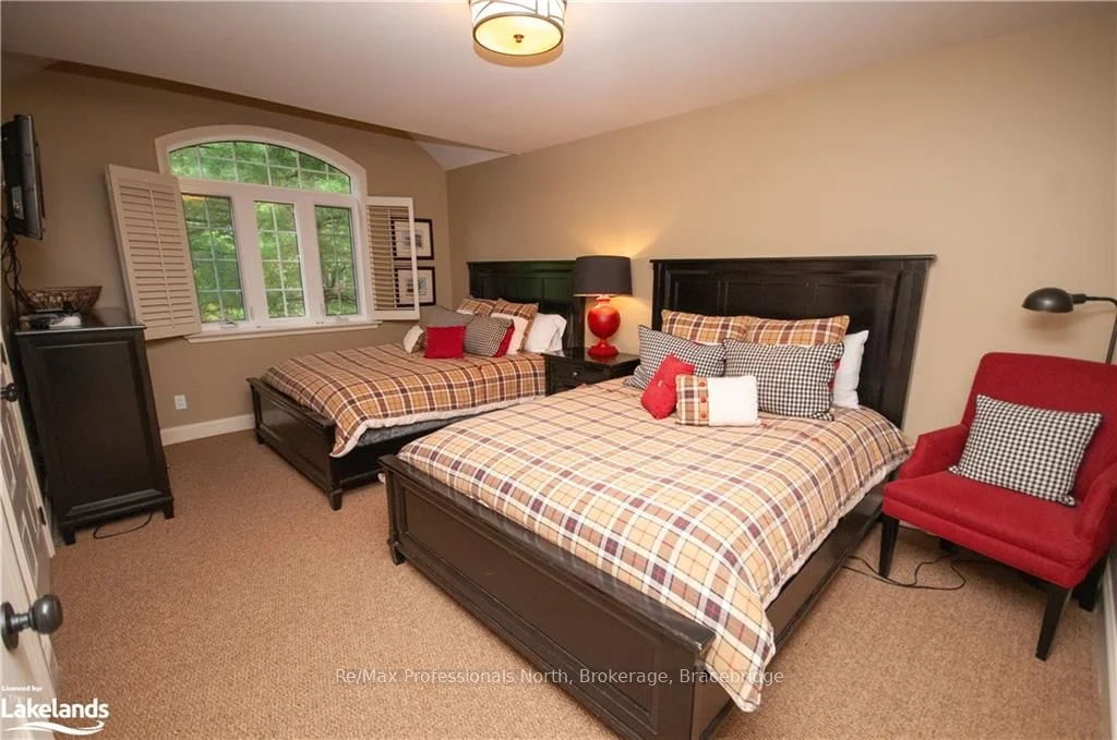 3876 MUSKOKA ROAD 118 S2 W10, Muskoka Lakes, ON P0B 1J0