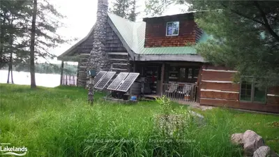 Detached in McMurrich/Monteith
