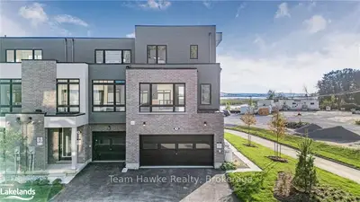Condo Townhouse in Georgian Bay