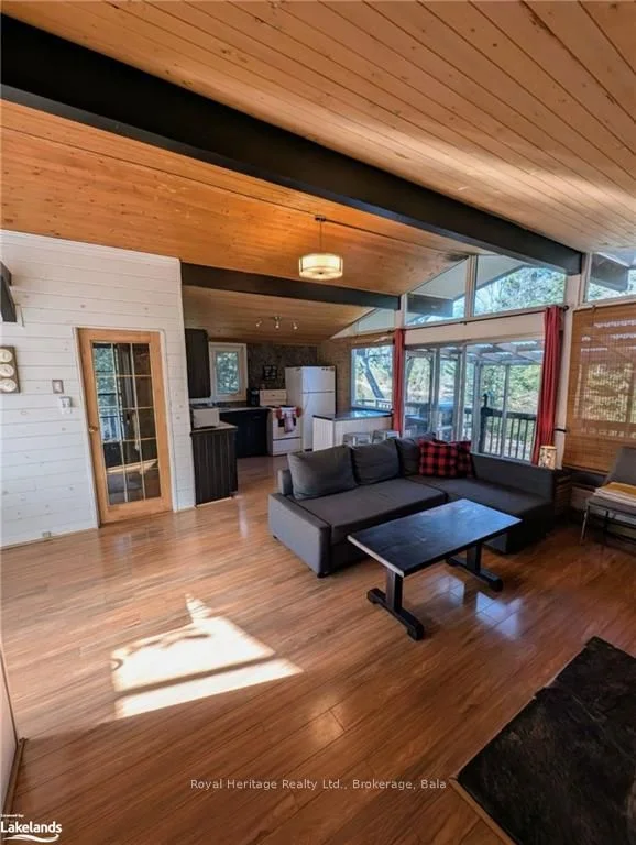 449 Balsam Chutes Road, Huntsville, On P0b 1l0