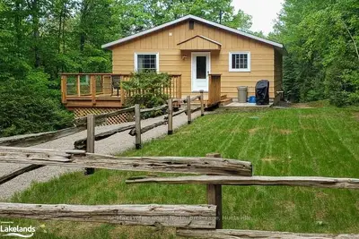 Detached in Lake of Bays