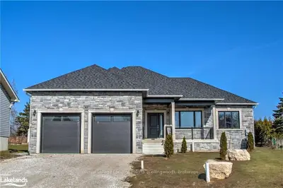 Detached in Meaford