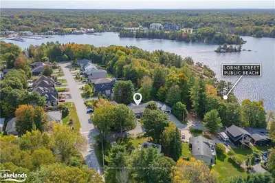 Detached in Gravenhurst