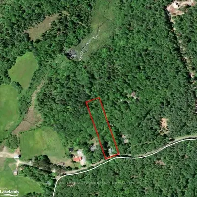 Detached in Bracebridge