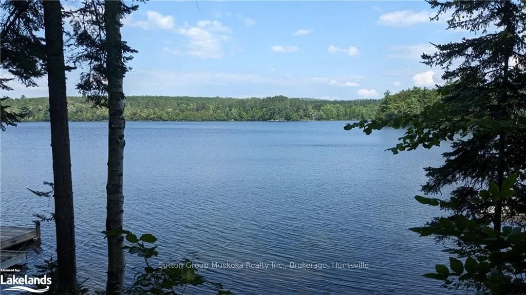 1071 WOLF BAY Road, Lake of Bays, ON P1H 2J6
