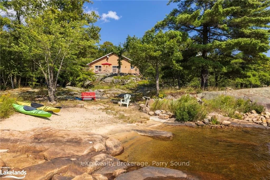 Detached in Carling