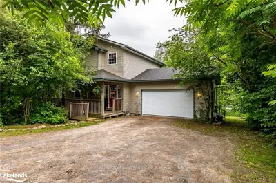 11 Mawhiney Court, Huntsville, On P1h 1b7