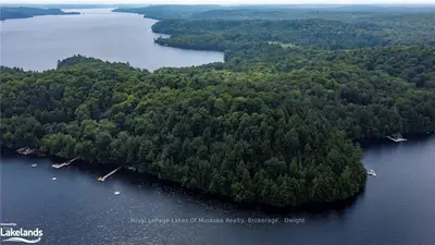 1221-2 OSBORNE POINT Road, Lake of Bays, ON P1H 2J3
