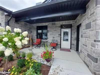 Semi-Detached in Meaford