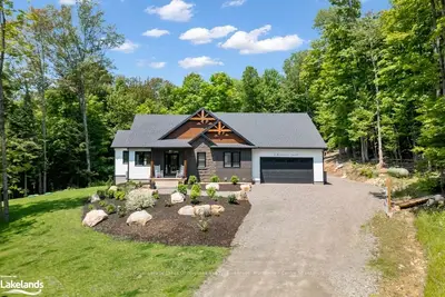 6 Boulder Court, Huntsville, On P1h 2n5