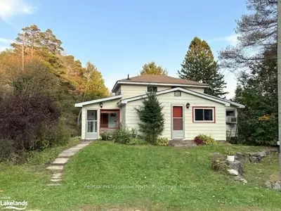 Detached in Algonquin Highlands