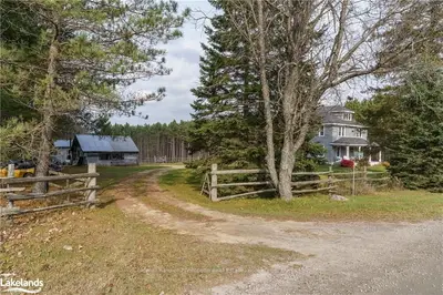 Detached in Ryerson