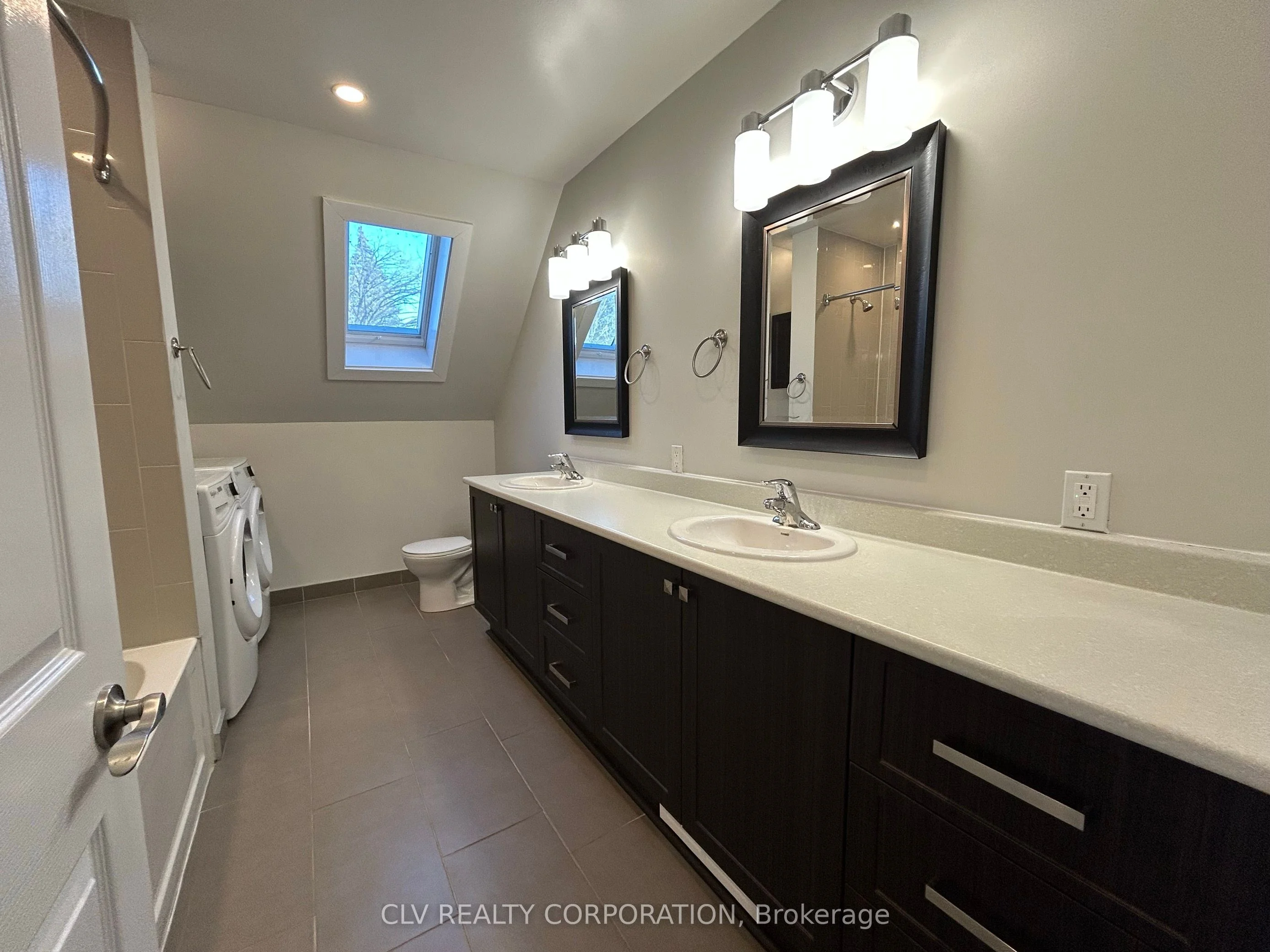 2778 ROWATT Street, Britannia - Lincoln Heights and Area, ON K2B 6P1