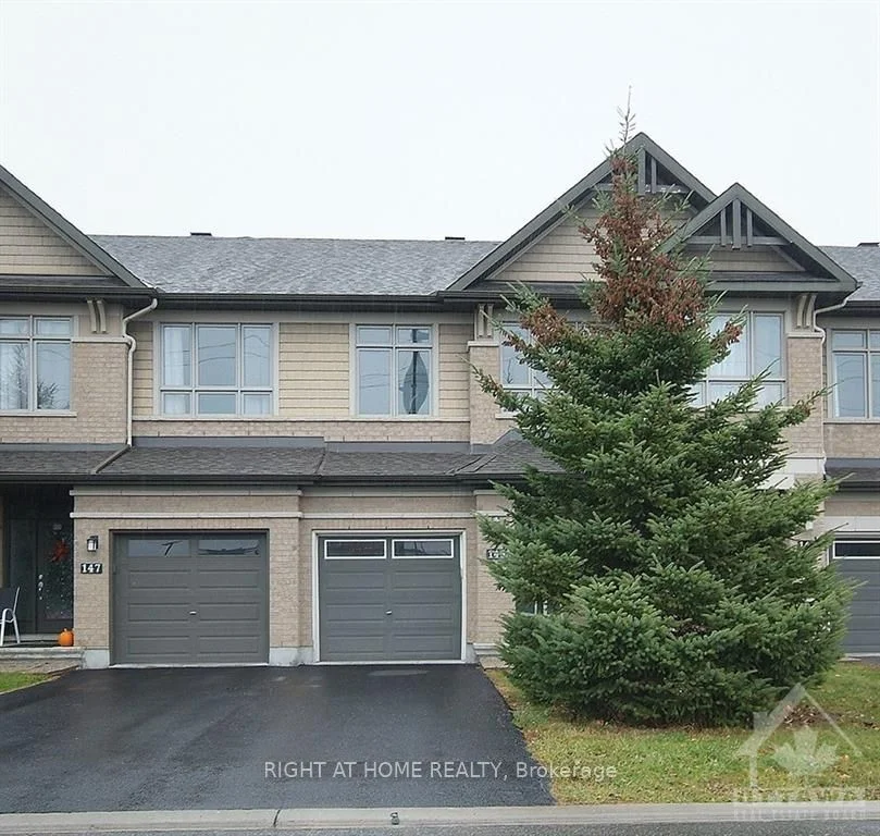 Att/Row/Townhouse in Barrhaven