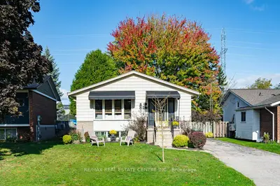 14 AVRA Court, Guelph, ON N1H 7B2