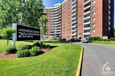 Condo Apartment in Cityview - Parkwoods Hills - Rideau Shore