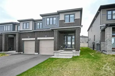 Att/Row/Townhouse in Barrhaven