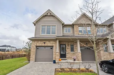 Condo Townhouse in London North