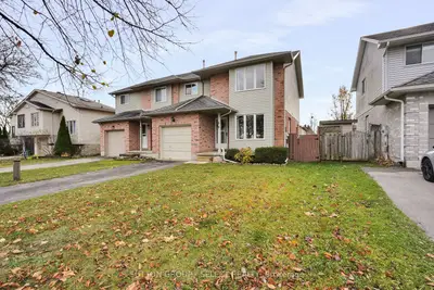 Semi-Detached in London East
