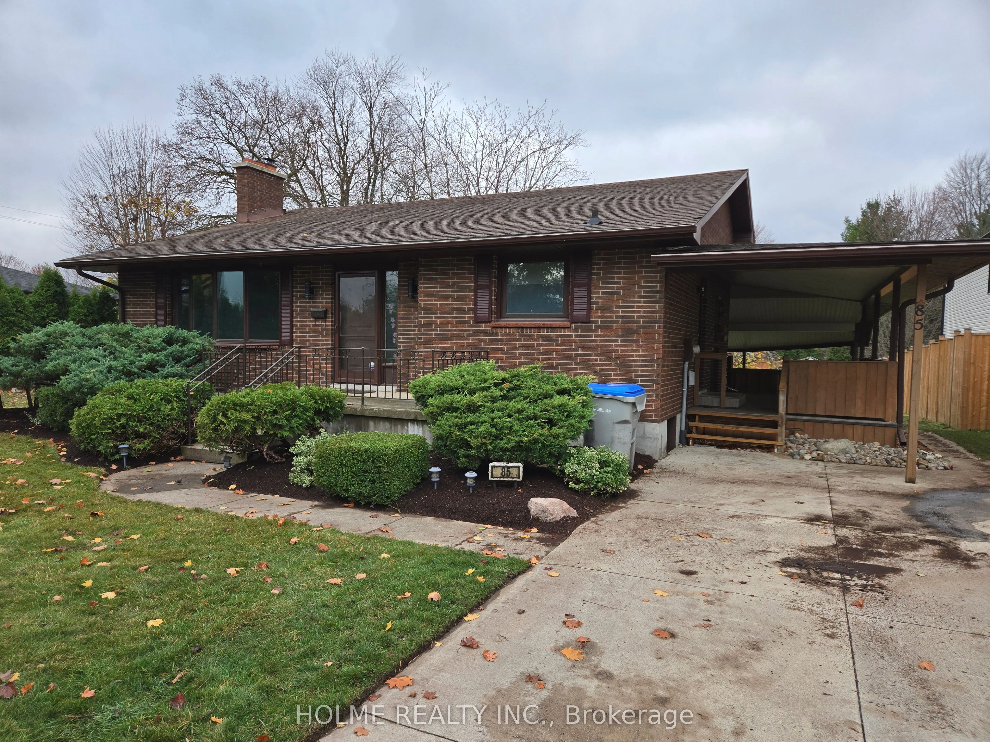 85 Erie Street, Strathroy-caradoc, On N7g 3p5
