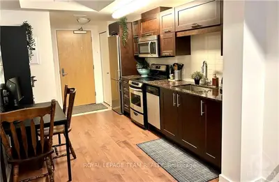 40 NEPEAN Street 1504, Ottawa Centre, ON K2P 0X4