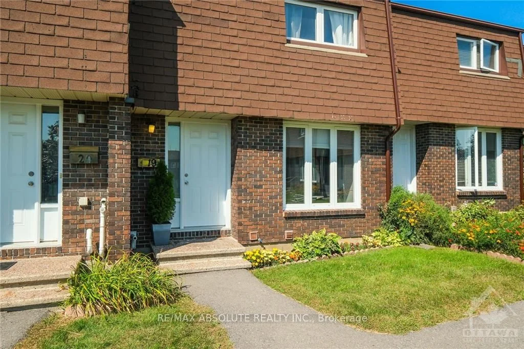 3333 Mccarthy Road 19, Hunt Club - Windsor Park Village And Area, On K1v 9x5