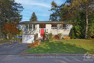 Detached in Qualicum - Bruce Farm - Greenbelt and Area