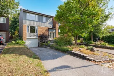 Semi-Detached in Billings Bridge - Riverside Park and Area