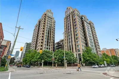Condo Apartment in Ottawa Centre