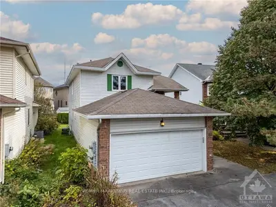 Detached in Kanata