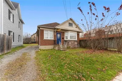 Detached in Pembroke