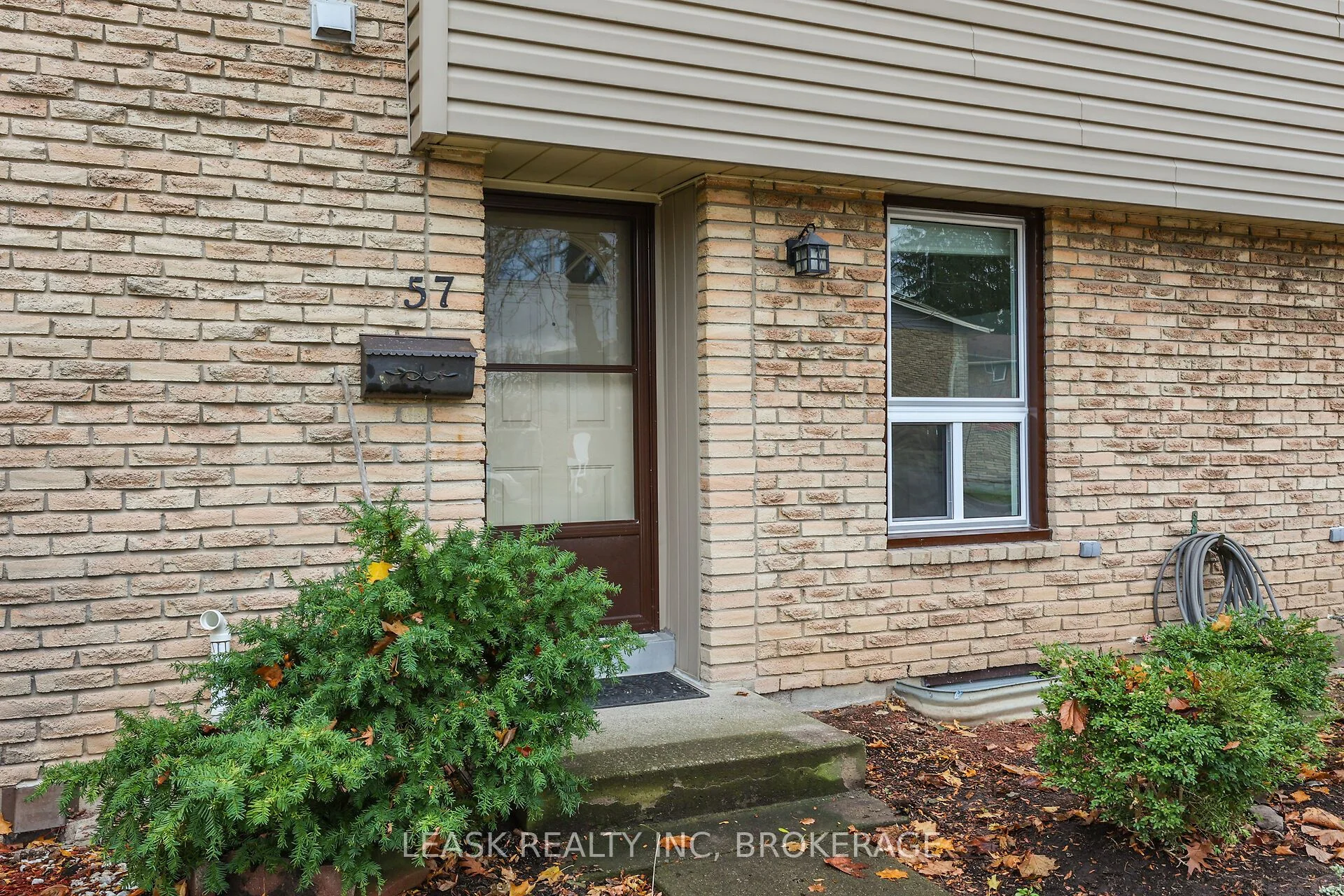 Condo Townhouse in St. Catharines