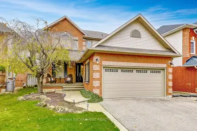 Detached in Hamilton