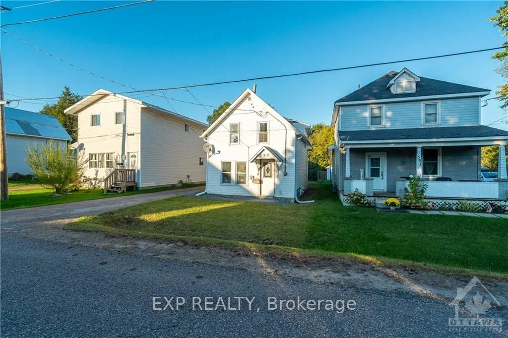 593 B Hamilton Street W, Laurentian Valley, On K8a 6p3