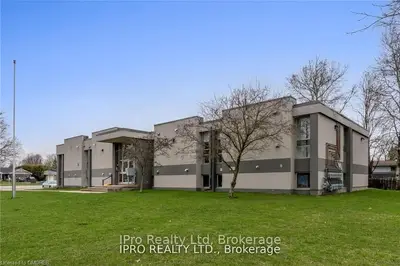 111 Main Street Street N 102, East Luther Grand Valley, On L9w 6e3