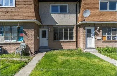 261 Queen Street 5, Sarnia, On N7t 2s1