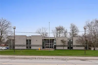 111 Main Street Street N 102, East Luther Grand Valley, On L9w 6e3